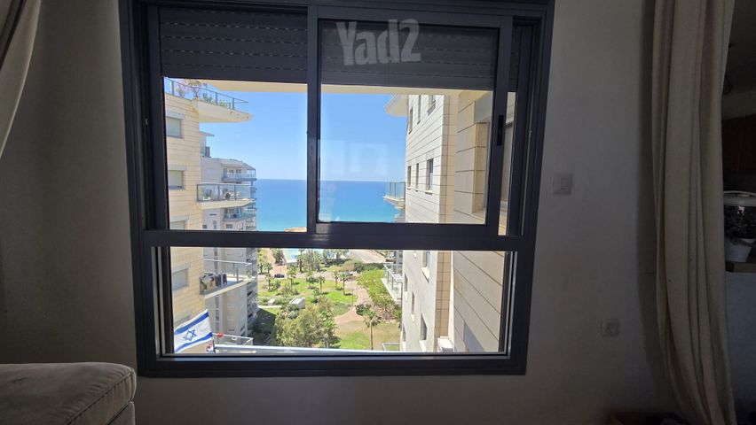 תמונה 5 של דירת 4 חדרים להשכרה בנתניה