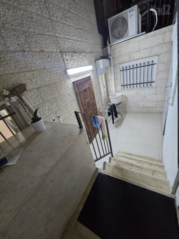 תמונה 6 של דירת 3 חדרים להשכרה בירושלים