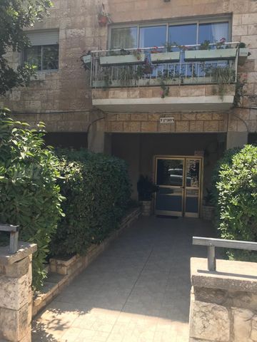 דירה למכירה בירושלים (תיווך) — 3