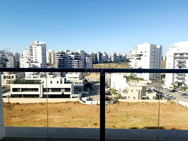 אריק איינשטיין 
