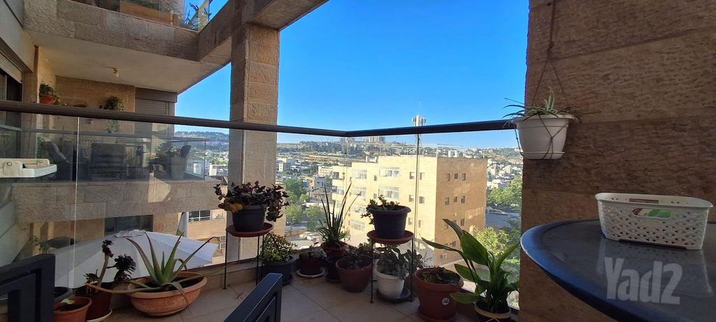 דירה למכירה בירושלים (תיווך) — 2