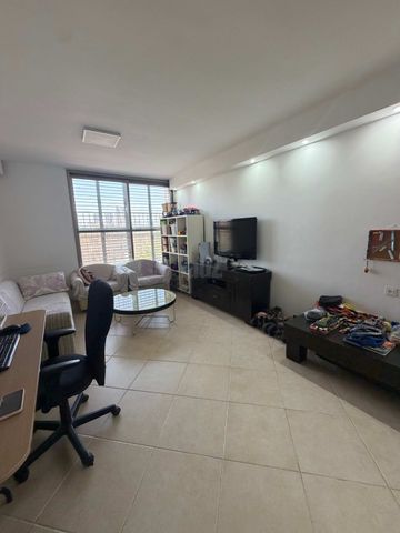 ד"ר אברהם אליהו הרכבי 