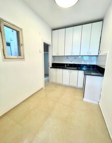 מודעת נכס, משה הס, לב המושבה / מרכז העיר, פתח תקווה