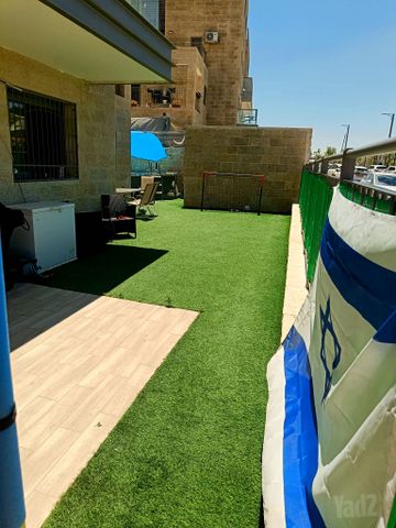 דירת גן למכירה בירושלים (תיווך) — 2