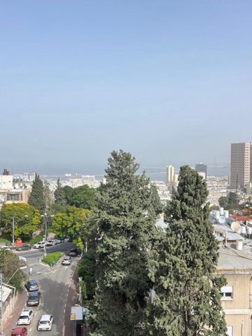 טבריה 17