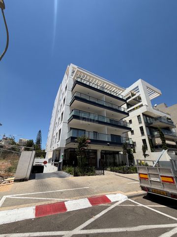 מנחם רצון 