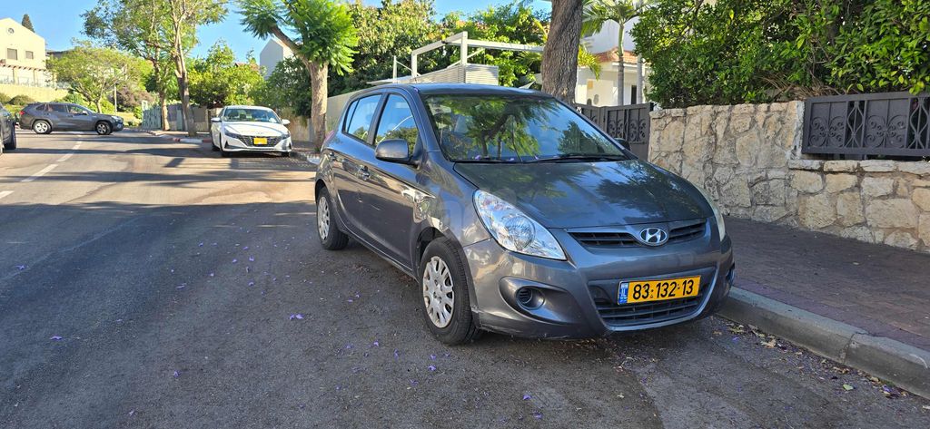 מודעת רכב יונדאי i20