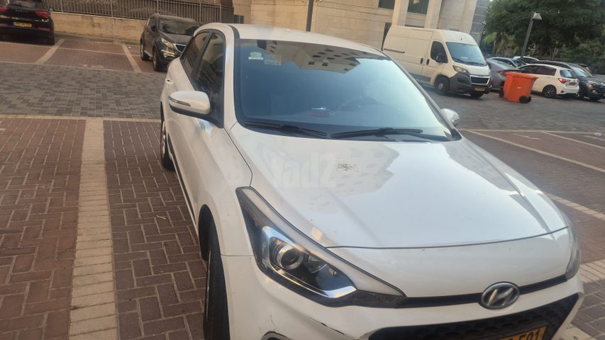 מודעת רכב יונדאי i20