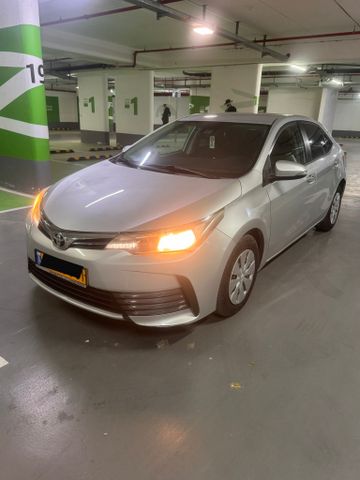 מודעת רכב טויוטה קורולה