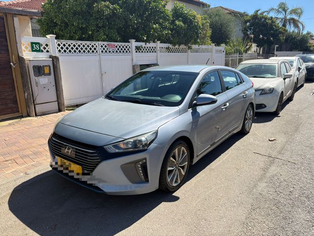 מודעת רכב יונדאי איוניק
