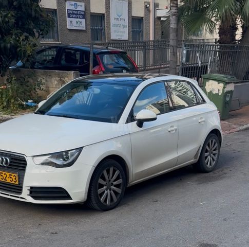 מודעת רכב אאודי A1