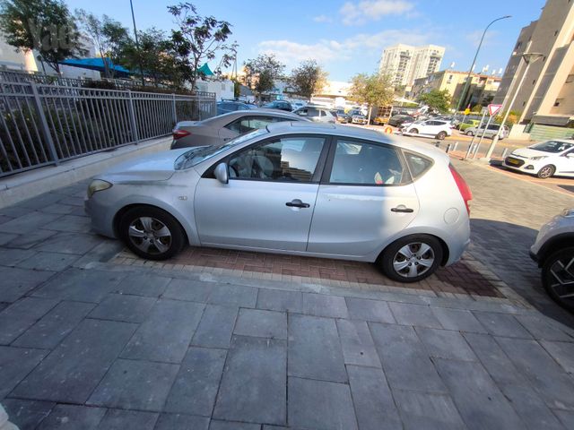 מודעת רכב יונדאי i30