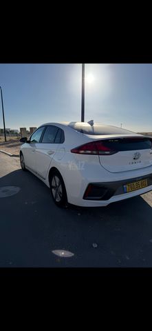 מודעת רכב יונדאי איוניק