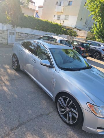 XF Premium 3.0 אוט׳ 3.0 (234 כ״ס)