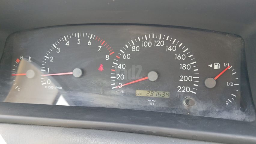 קורולה Sun אוט׳ 1.6 (110 כ״ס)