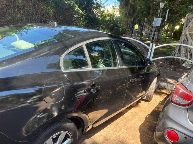 מודעת רכב וולוו S60