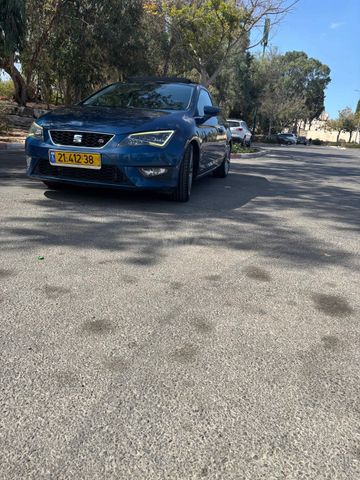 מודעת רכב סיאט לאון