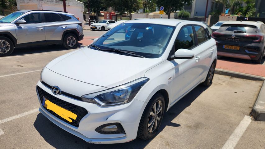 מודעת רכב יונדאי i20
