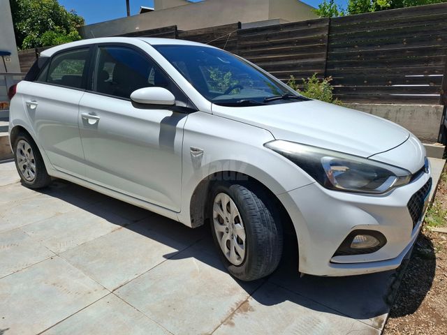 מודעת רכב יונדאי i20