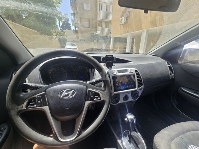 מודעת רכב יונדאי i20