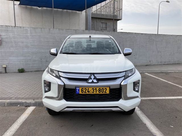 מודעת רכב מיצובישי טרייטון / L200