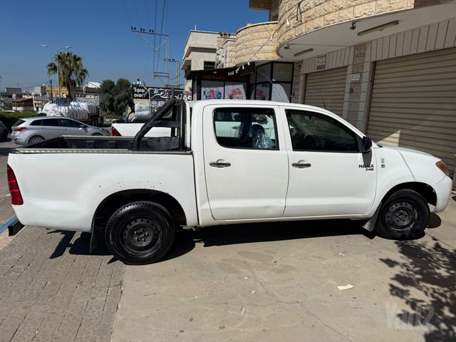 מודעת רכב טויוטה היילקס ויגו