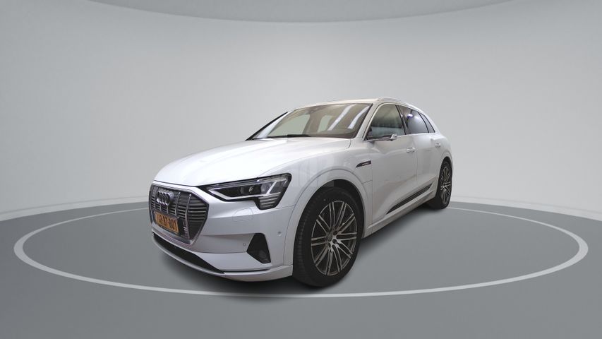 מודעת רכב אאודי E-tron