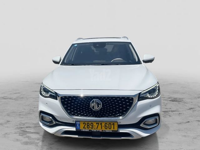 מודעת רכב אם ג'י EHS PHEV
