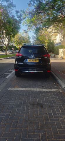 מודעת רכב ניסאן אקס טרייל