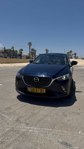 מודעת רכב מאזדה CX-3