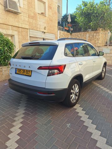 מודעת רכב סקודה קארוק