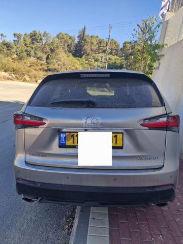 מודעת רכב לקסוס NX
