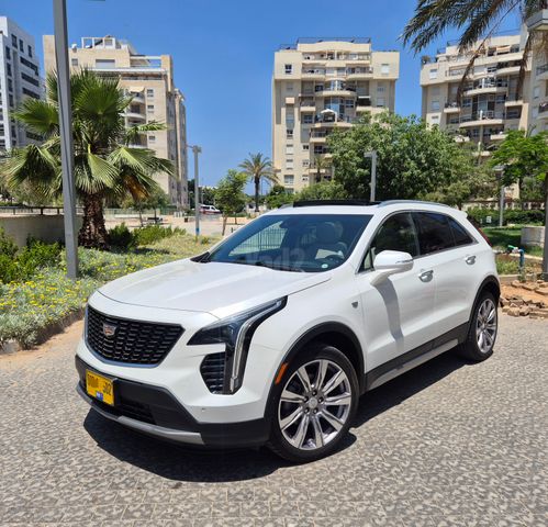 מודעת רכב קאדילק XT4