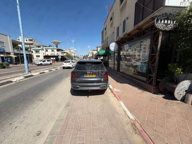 מודעת רכב קיה סורנטו