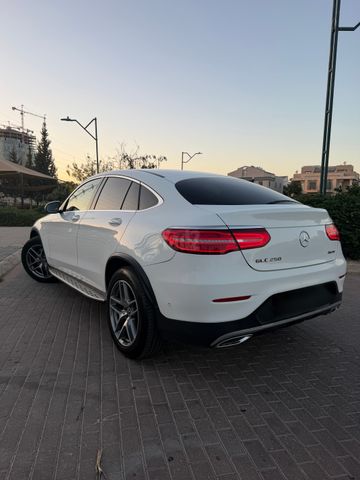 מודעת רכב מרצדס-בנץ GLC קופה 2