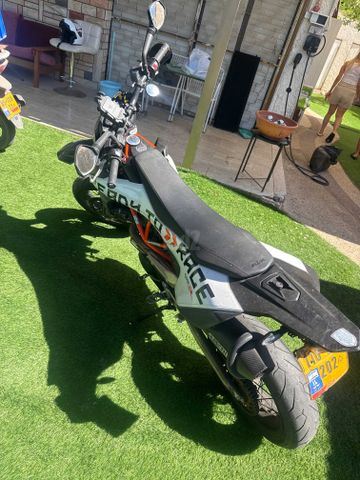 מודעת רכב KTM SuperMoto SMR 690