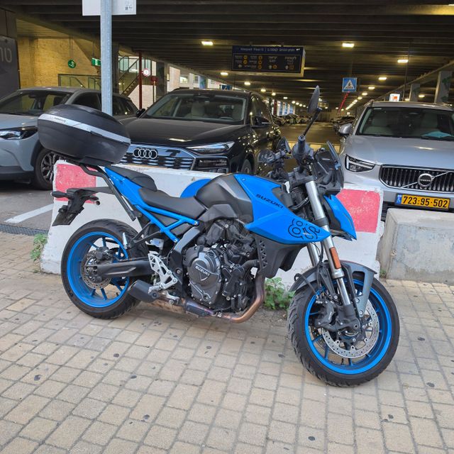 מודעת רכב סוזוקי GSX-8S