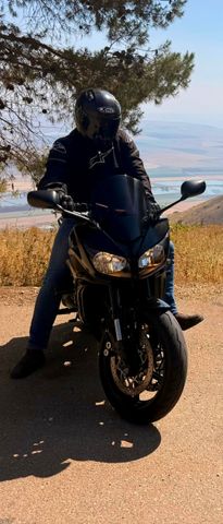 מודעת רכב ימאהה FZR1000