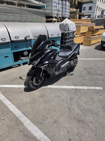 מודעת רכב קימקו AK 550