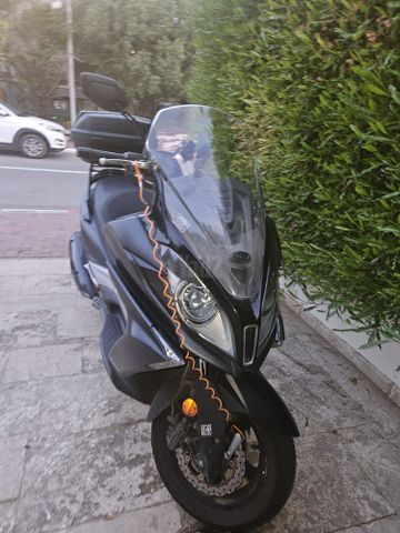 מודעת רכב קימקו דאון-טאון 350