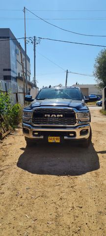 מודעת רכב דודג'