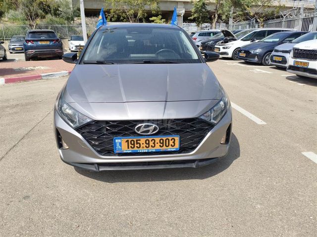 מודעת רכב יונדאי i20