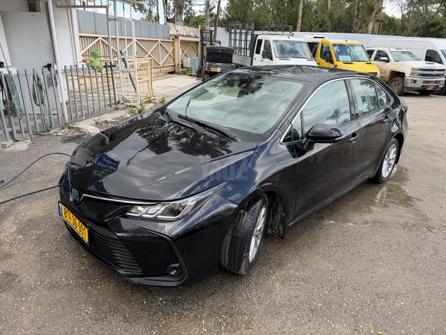 מודעת רכב טויוטה קורולה