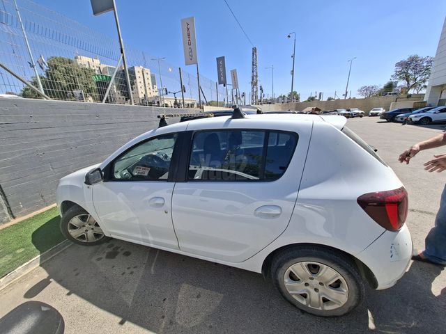 מודעת רכב דאצ'יה סנדרו