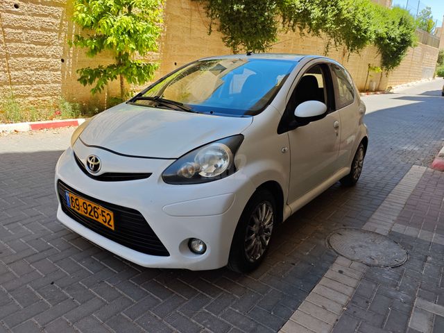 אייגו Plus אוט׳ 1.0 (68 כ״ס) [2014-2014]