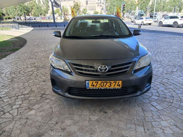 מודעת רכב טויוטה קורולה 1
