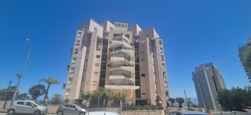 מיכאל קשטן 3