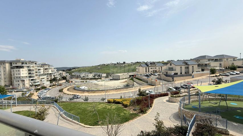 דופלקס, שער הגיא, יקנעם עילית
