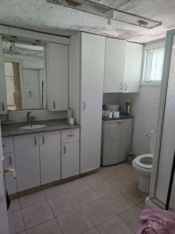 תמונה 2 של דירת 4 חדרים להשכרה בפתח תקווה