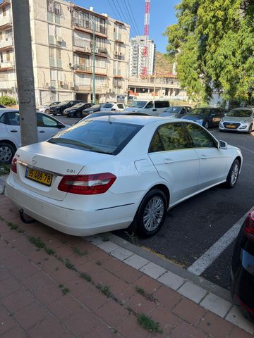 מודעת רכב מרצדס-בנץ E-class